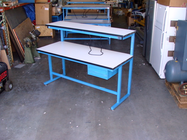 (image for) Bench - Tek Solutions Lab bench with extras